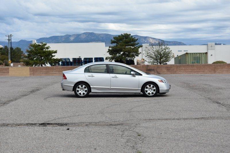 Honda Civic Sdn LX AT 2006