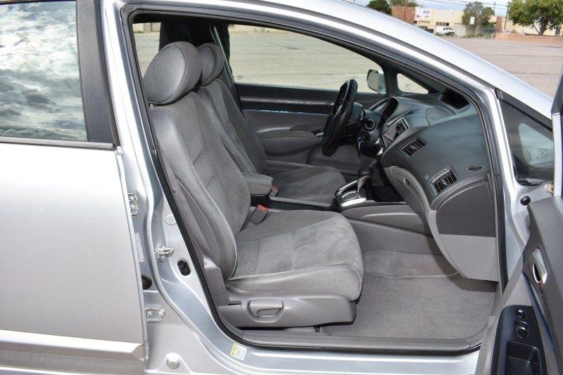 Honda Civic Sdn LX AT 2006