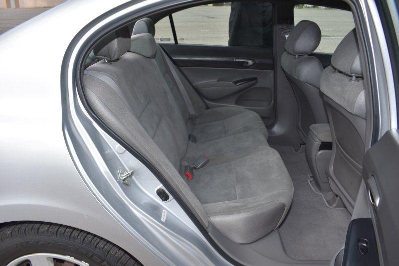 Honda Civic Sdn LX AT 2006
