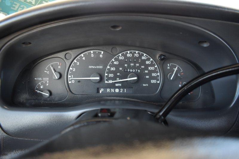 Ford Ranger 4dr Supercab 4.0L XLT FX4 4WD 2002