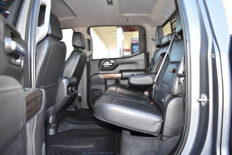 Chevrolet Silverado 1500 4WD Crew Cab 147" RST 2021