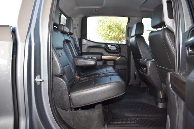 Chevrolet Silverado 1500 4WD Crew Cab 147" RST 2021