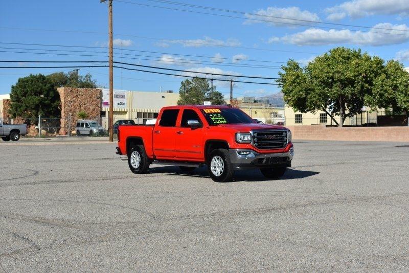 GMC Sierra 1500 4WD Crew Cab 143.5" SLT 2017