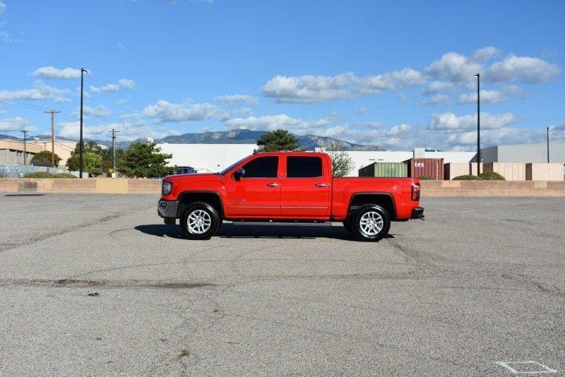 GMC Sierra 1500 4WD Crew Cab 143.5" SLT 2017