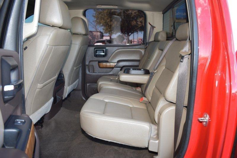 GMC Sierra 1500 4WD Crew Cab 143.5" SLT 2017