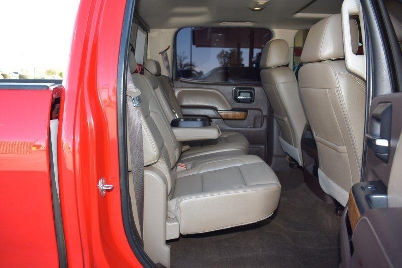 GMC Sierra 1500 4WD Crew Cab 143.5" SLT 2017