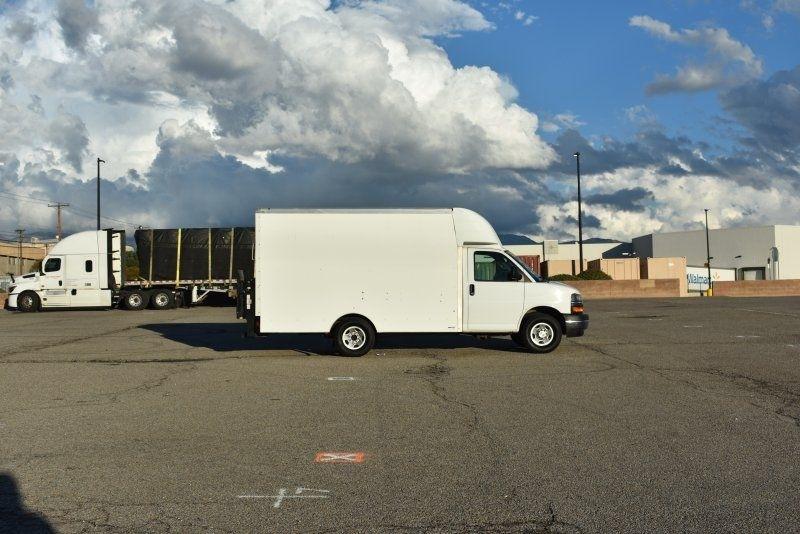 Chevrolet Express Commercial Cutaway 3500 Van 139" 2020