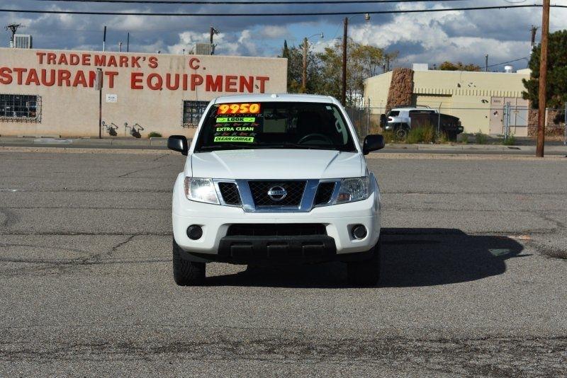 Nissan Frontier 2WD Crew Cab SWB Auto Desert Runner 2016