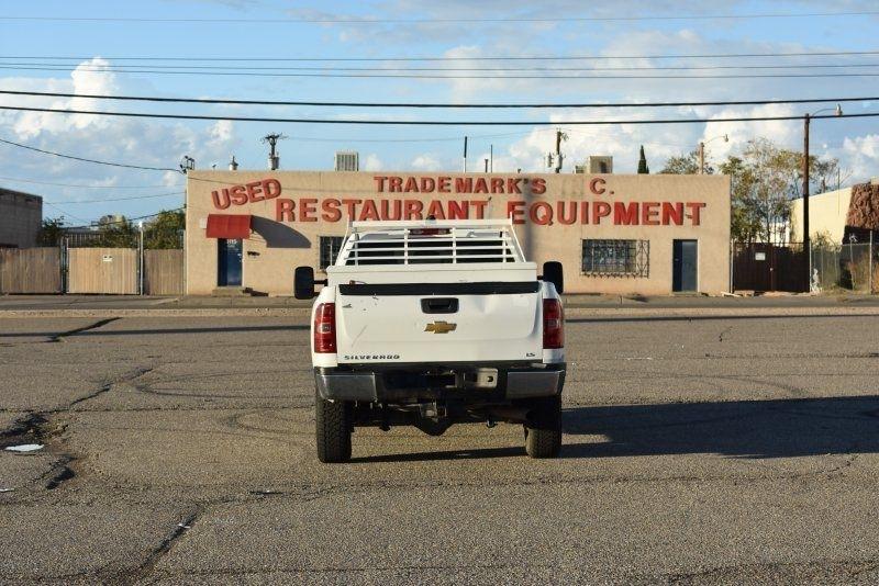 Chevrolet Silverado 2500HD 4WD Reg Cab 133.7" Work Truck 2014