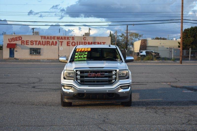 GMC Sierra 1500 4WD Crew Cab 143.5" SLT 2017