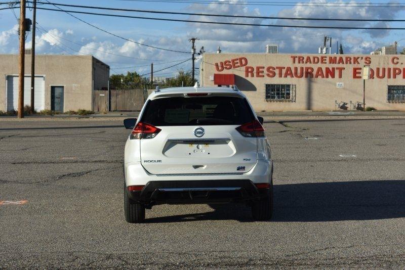 Nissan Rogue FWD SV 2018