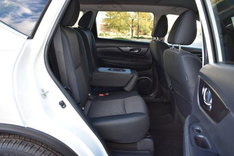 Nissan Rogue FWD SV 2018