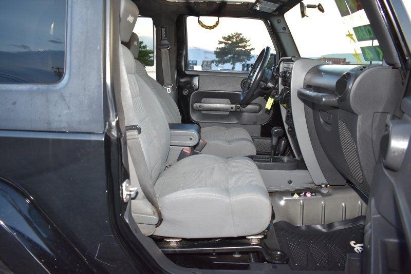 Jeep Wrangler 4WD 2dr Sahara 2007