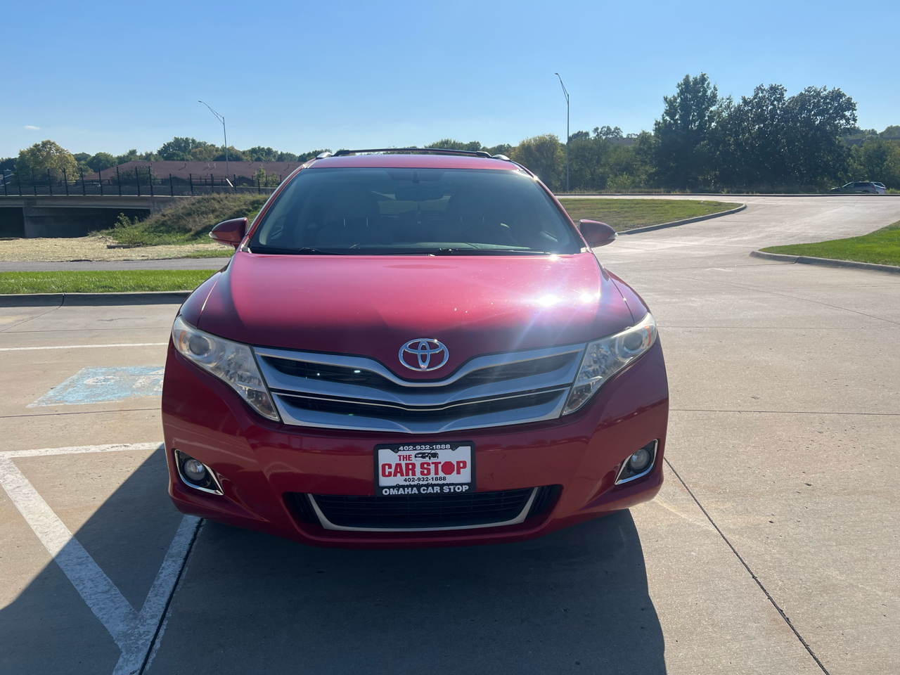 2014 Toyota Venza LE photo 2