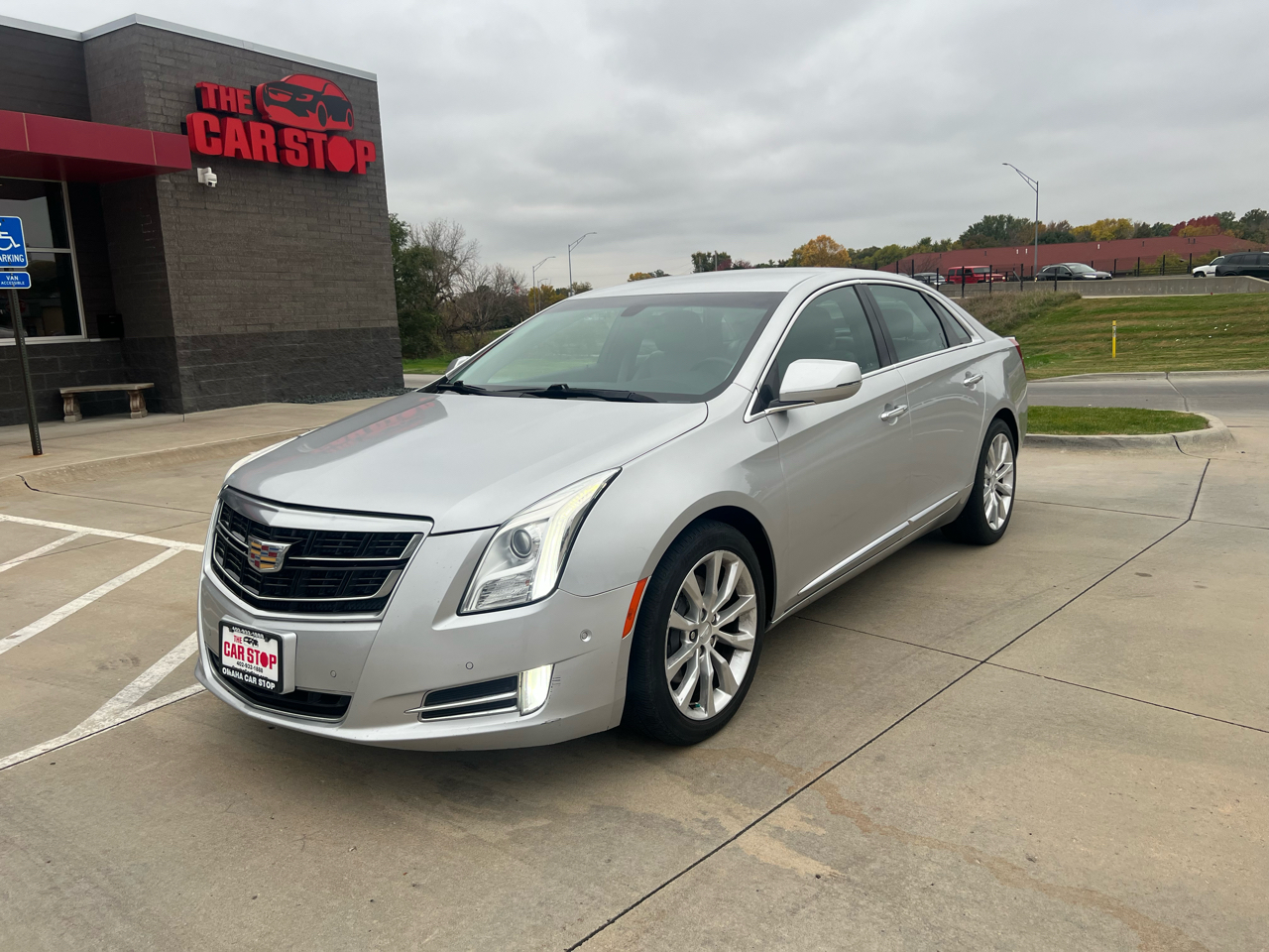 Cadillac XTS 4dr Sdn Luxury FWD 2017 Cadillac XTS 4dr Sdn Luxury FWD 2017