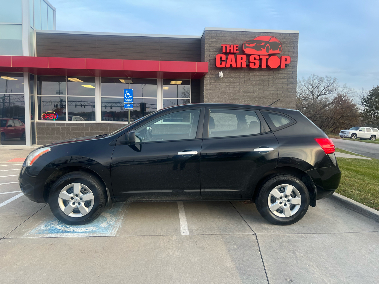2010 Nissan Rogue AWD 4dr S