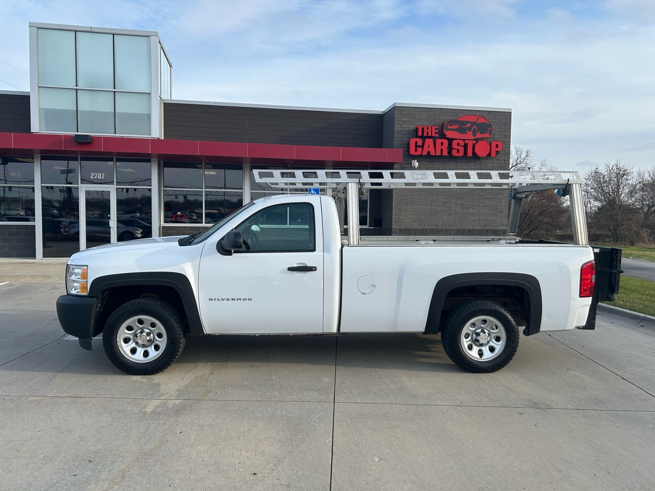 2013 Chevrolet Silverado 1500 2WD Reg Cab 133.0" Work Truck