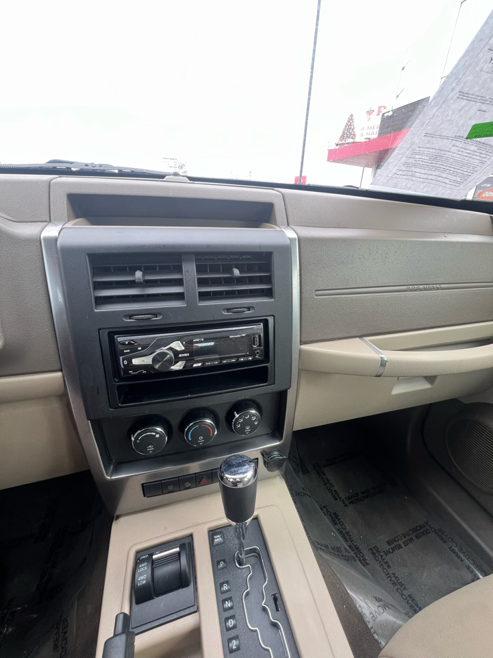 Jeep Liberty 4WD 4dr Sport 2009