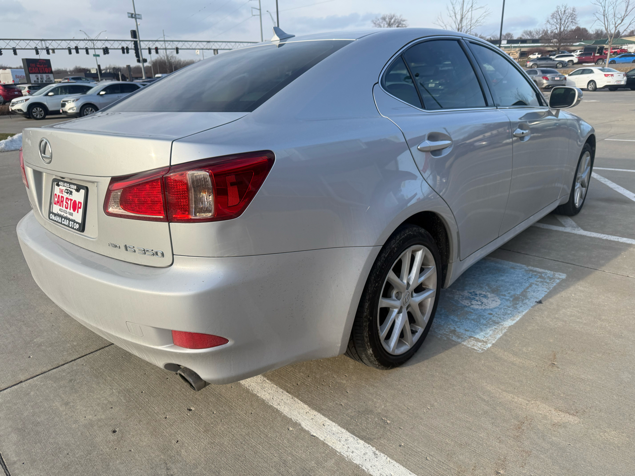 Lexus IS 350 4dr Sdn AWD 2011