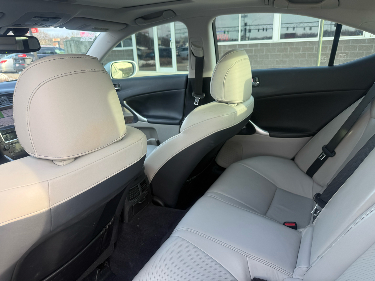 Lexus IS 350 4dr Sdn AWD 2011