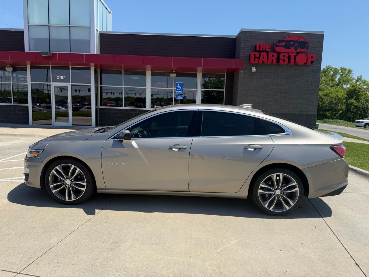 2022 Chevrolet Malibu 4dr Sdn LT