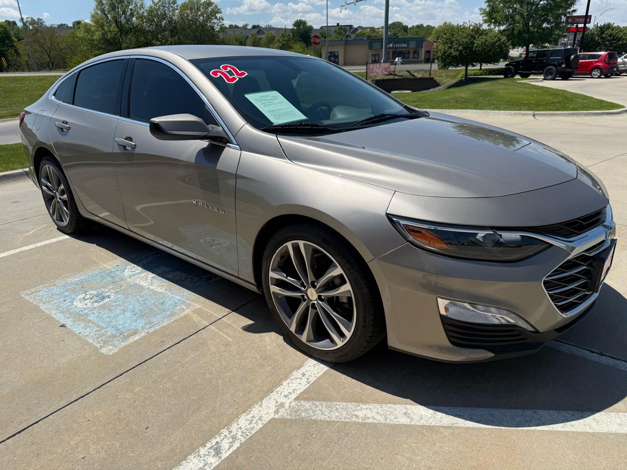 Chevrolet Malibu 4dr Sdn LT 2022