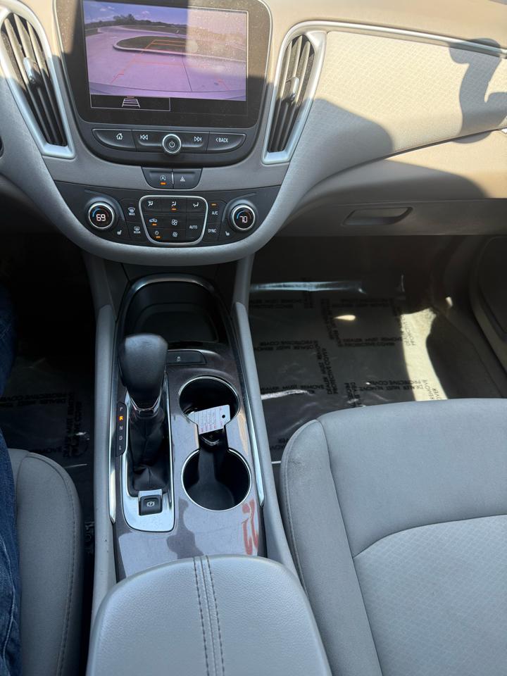 Chevrolet Malibu 4dr Sdn LT 2022