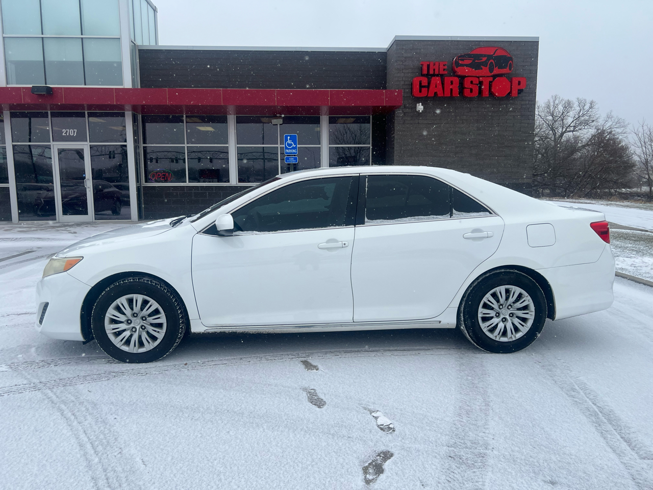 2013 Toyota Camry 4dr Sdn I4 Auto L (Natl)