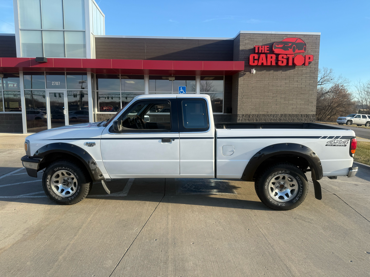 Mazda B-Series 4WD Truck Cab Plus 125" WB 4.0L V6 Auto LE 1996