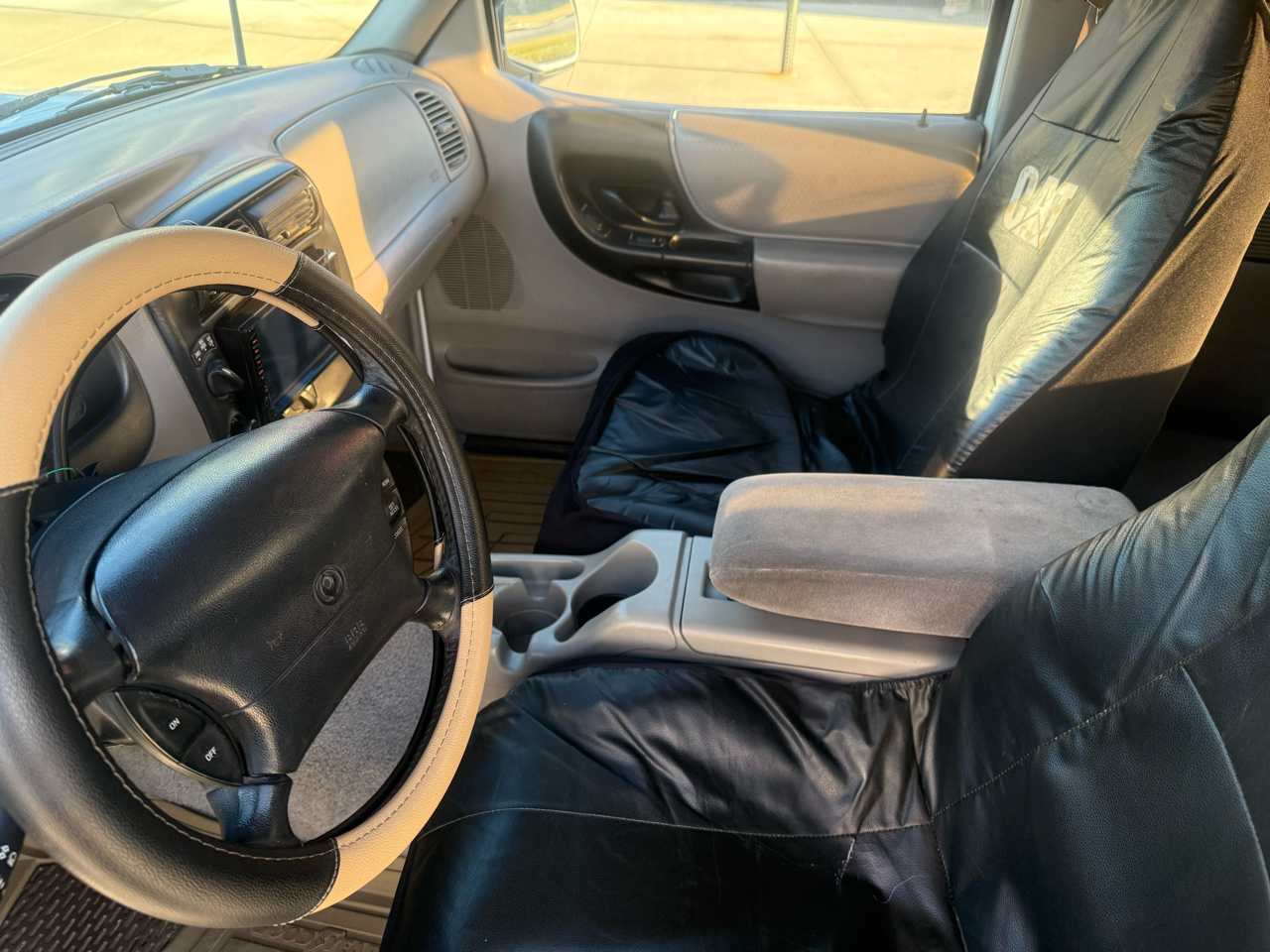 Mazda B-Series 4WD Truck Cab Plus 125" WB 4.0L V6 Auto LE 1996