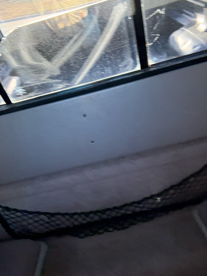 Mazda B-Series 4WD Truck Cab Plus 125" WB 4.0L V6 Auto LE 1996