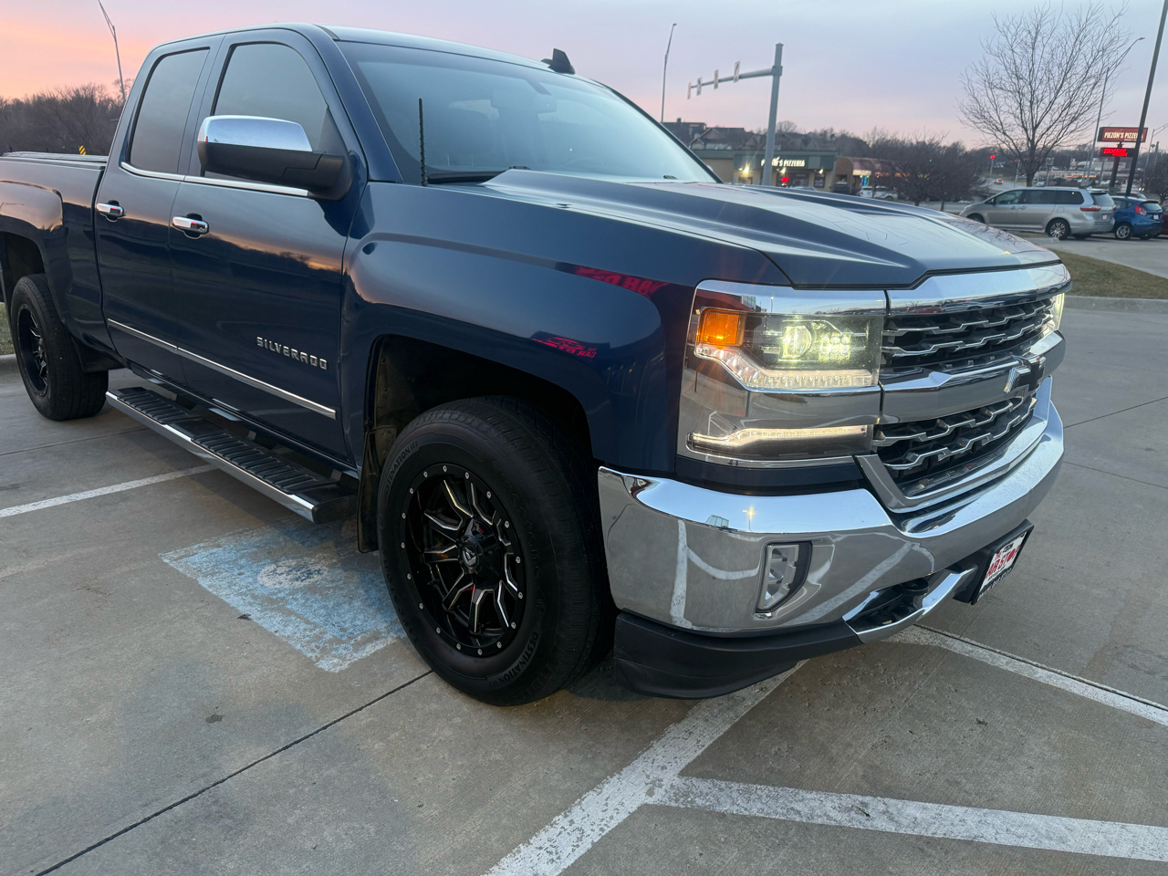Chevrolet Silverado 1500 4WD Double Cab 143.5" LTZ w/1LZ 2017