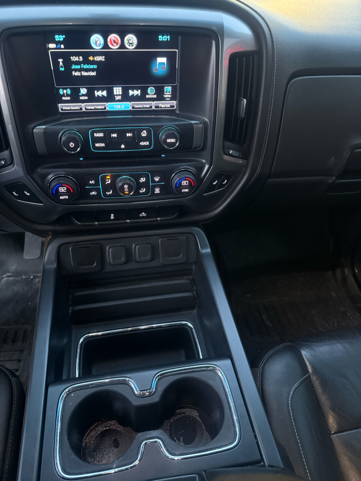 Chevrolet Silverado 1500 4WD Double Cab 143.5" LTZ w/1LZ 2017