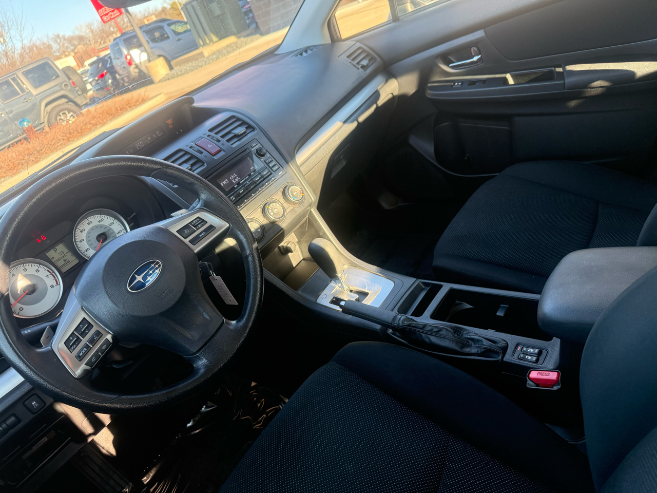 Subaru Impreza Sedan 4dr Auto 2.0i Premium 2014