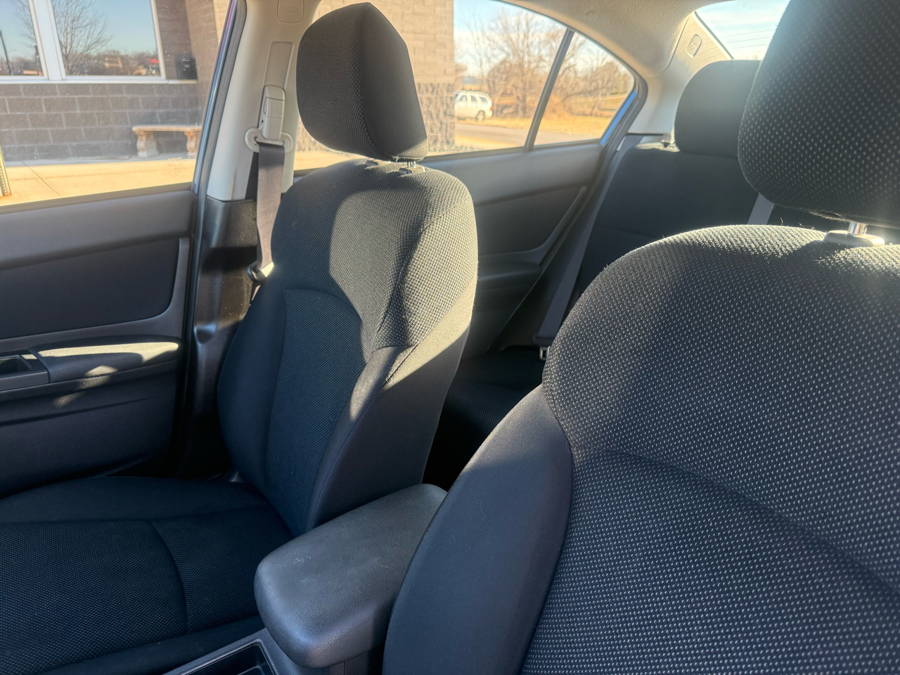 Subaru Impreza Sedan 4dr Auto 2.0i Premium 2014