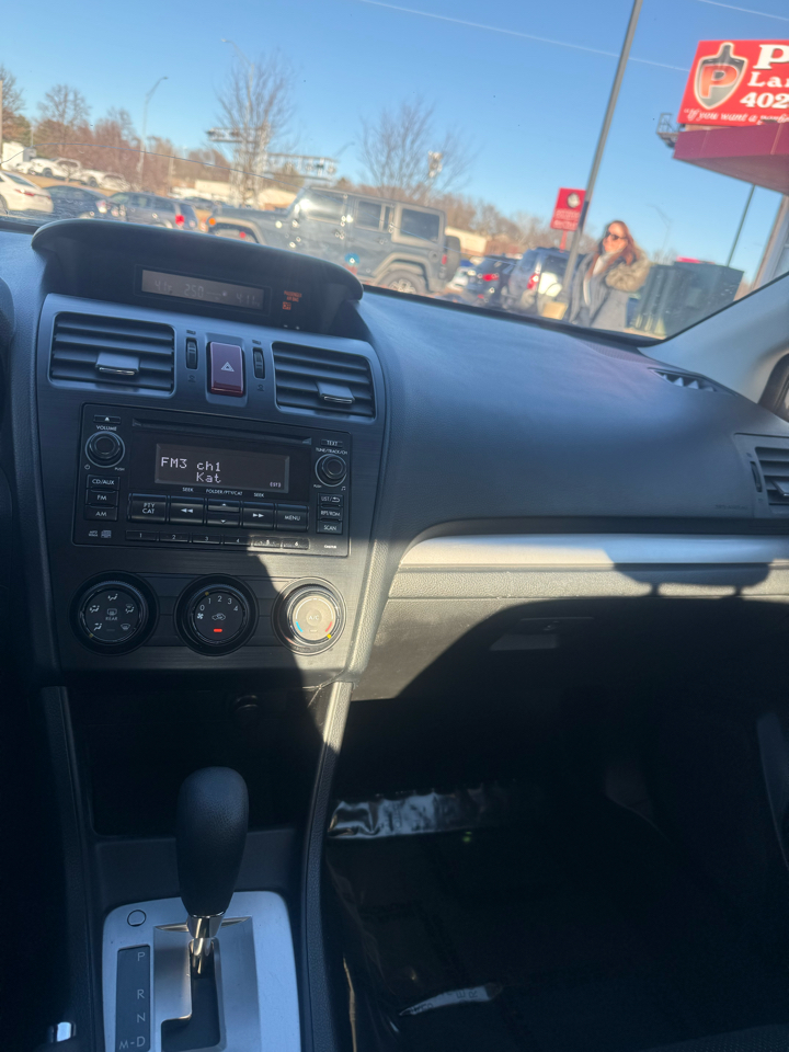 Subaru Impreza Sedan 4dr Auto 2.0i Premium 2014