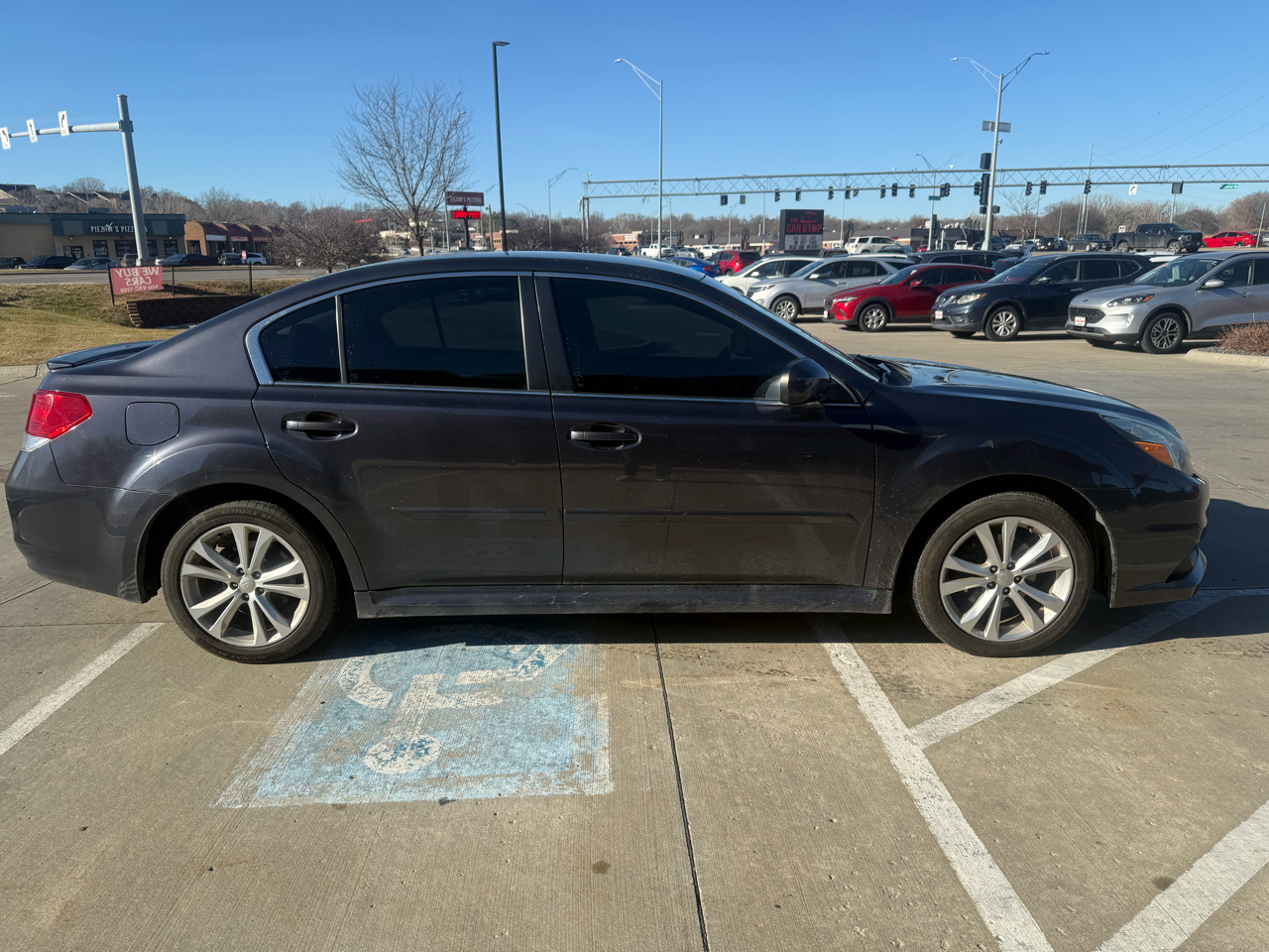 Subaru Legacy 4dr Sdn H4 Auto 2.5i Premium 2013