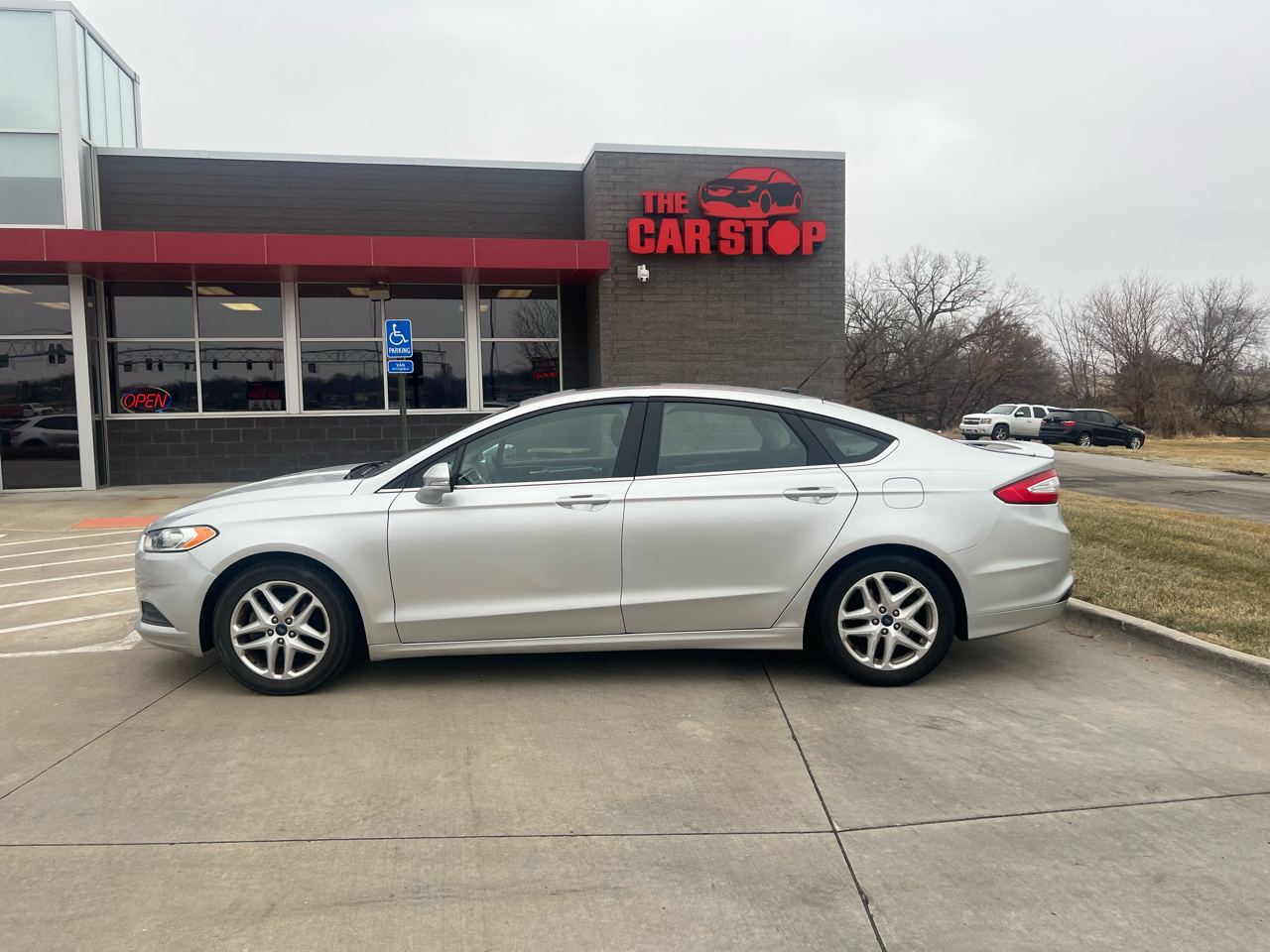 2014 Ford Fusion 4dr Sdn SE FWD