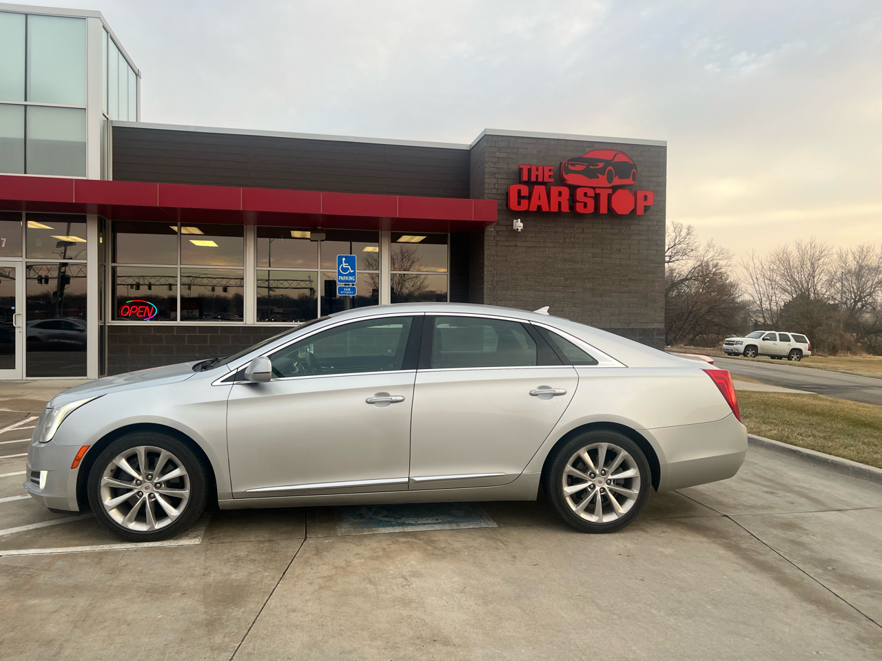 2013 Cadillac XTS 4dr Sdn Luxury AWD