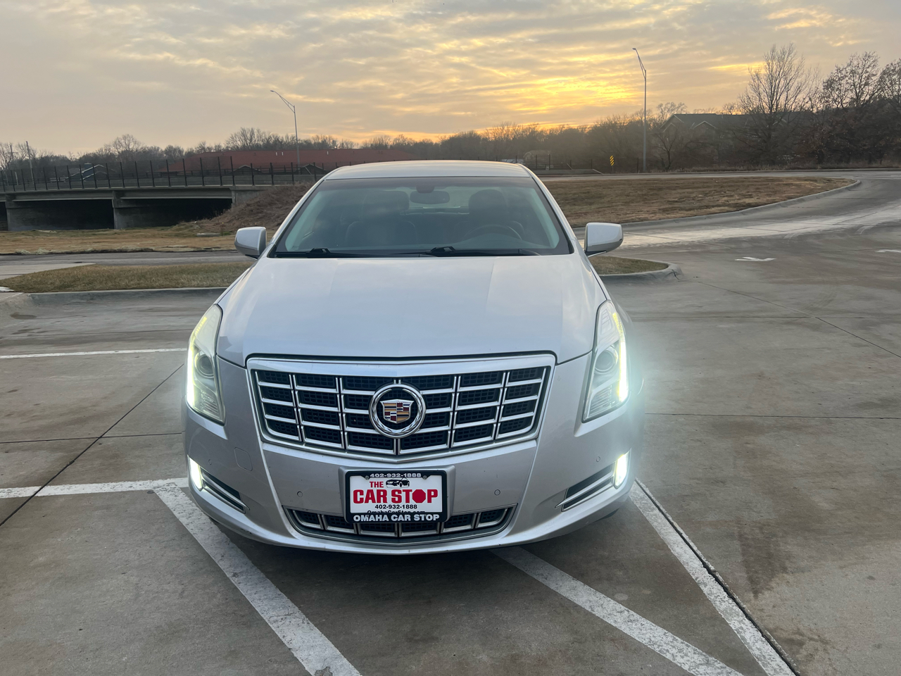 Cadillac XTS 4dr Sdn Luxury AWD 2013