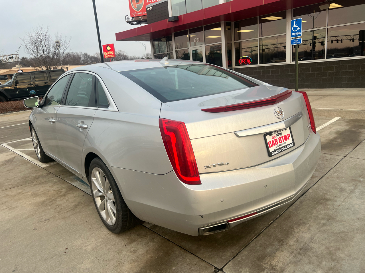 Cadillac XTS 4dr Sdn Luxury AWD 2013