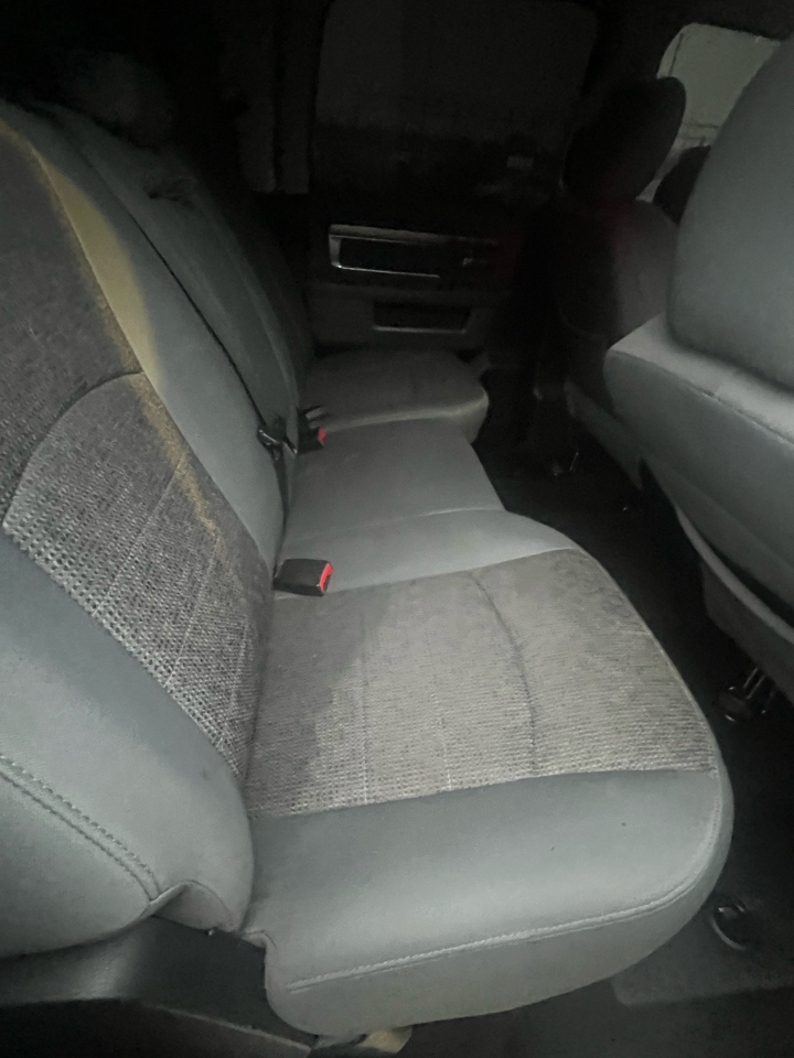 RAM 1500 4WD Crew Cab 140.5" Big Horn 2016