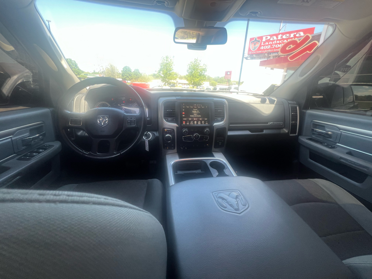 RAM 1500 4WD Crew Cab 140.5" Big Horn 2016