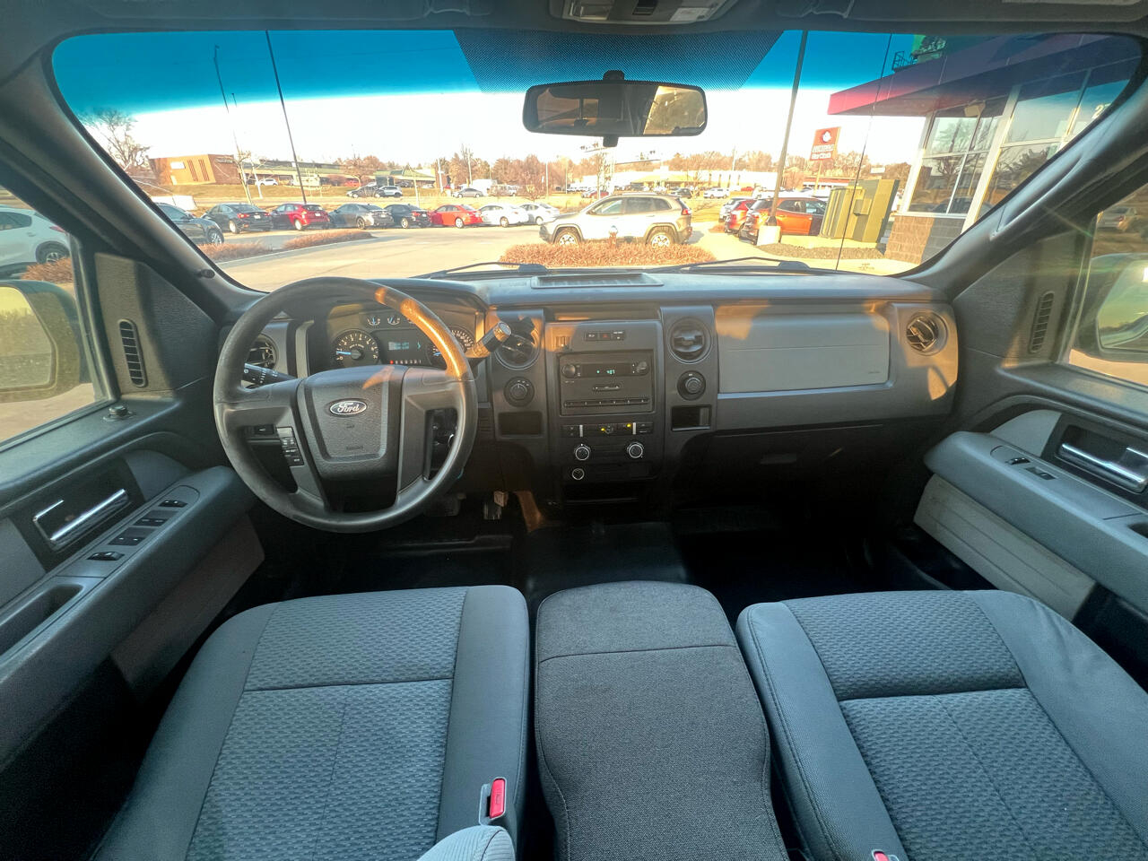 Ford F-150 4WD SuperCrew 145" Platinum 2012