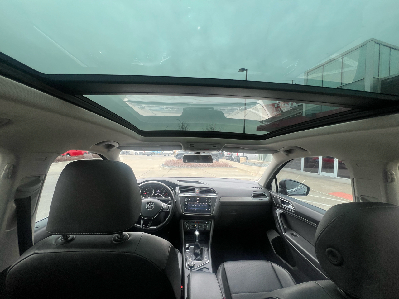 Volkswagen Tiguan 2.0T SEL 4MOTION 2018