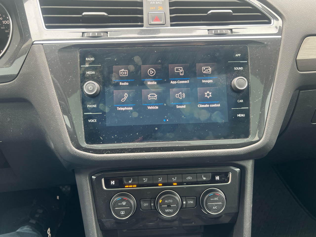 Volkswagen Tiguan 2.0T SEL 4MOTION 2018