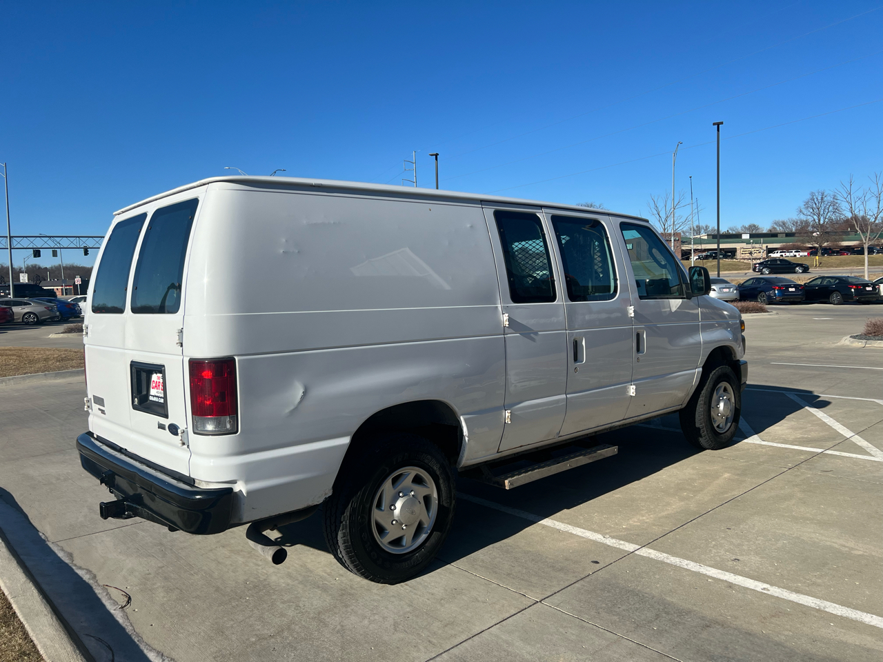 Ford Econoline Cargo Van E-350 Super Duty Recreational 2011