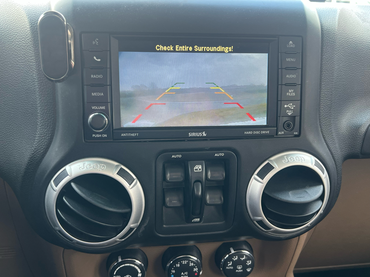 Jeep Wrangler Unlimited 4WD 4dr Rubicon 2014