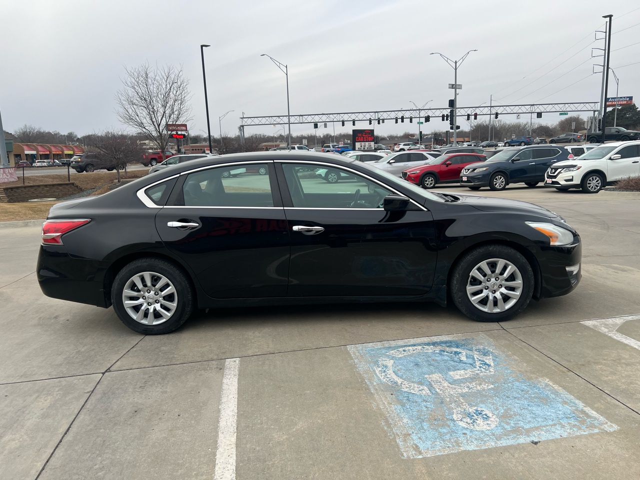 Nissan Altima 4dr Sdn I4 2.5 S 2015