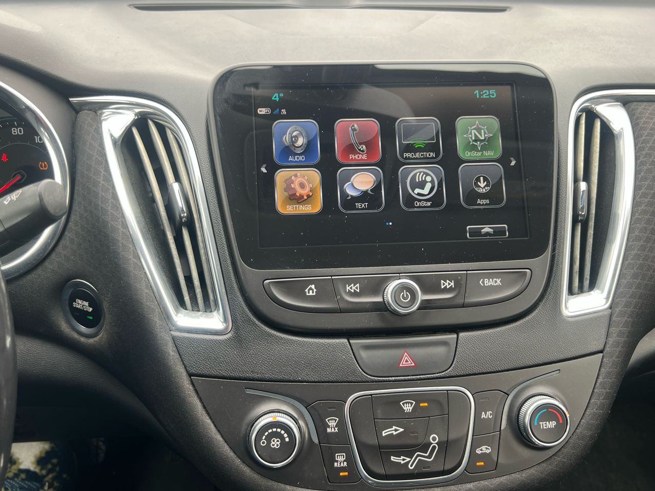 Chevrolet Malibu 4dr Sdn LT w/1LT 2018